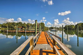 Evolve Crystal River Home with Dock 7 Mi to Gulf